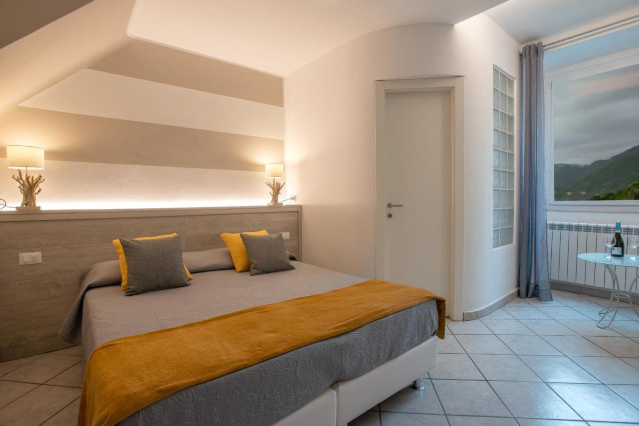 מנרולה Casa Vacanze Da Paulin מראה חיצוני תמונה